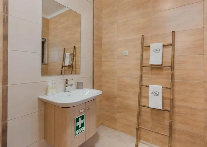 Retiro Da Serra * Penhas da Saúde