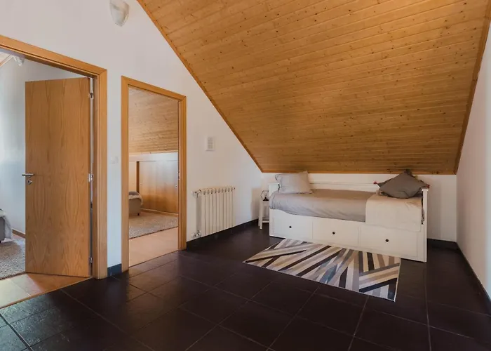 Retiro Da Serra * Penhas da Saúde