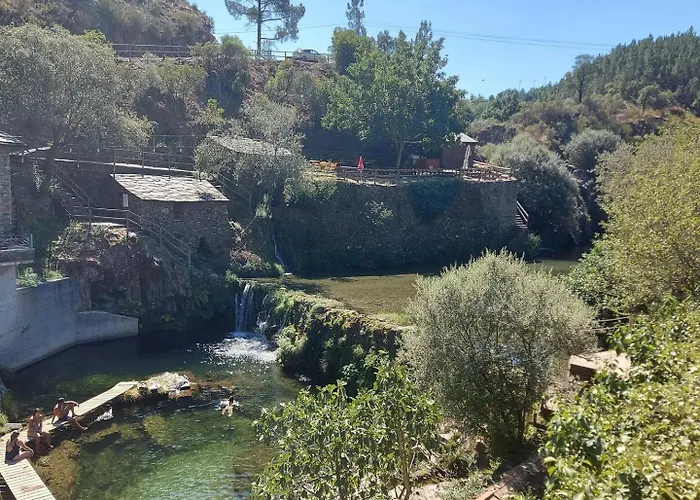 Retiro Da Serra Penhas da Saúde
